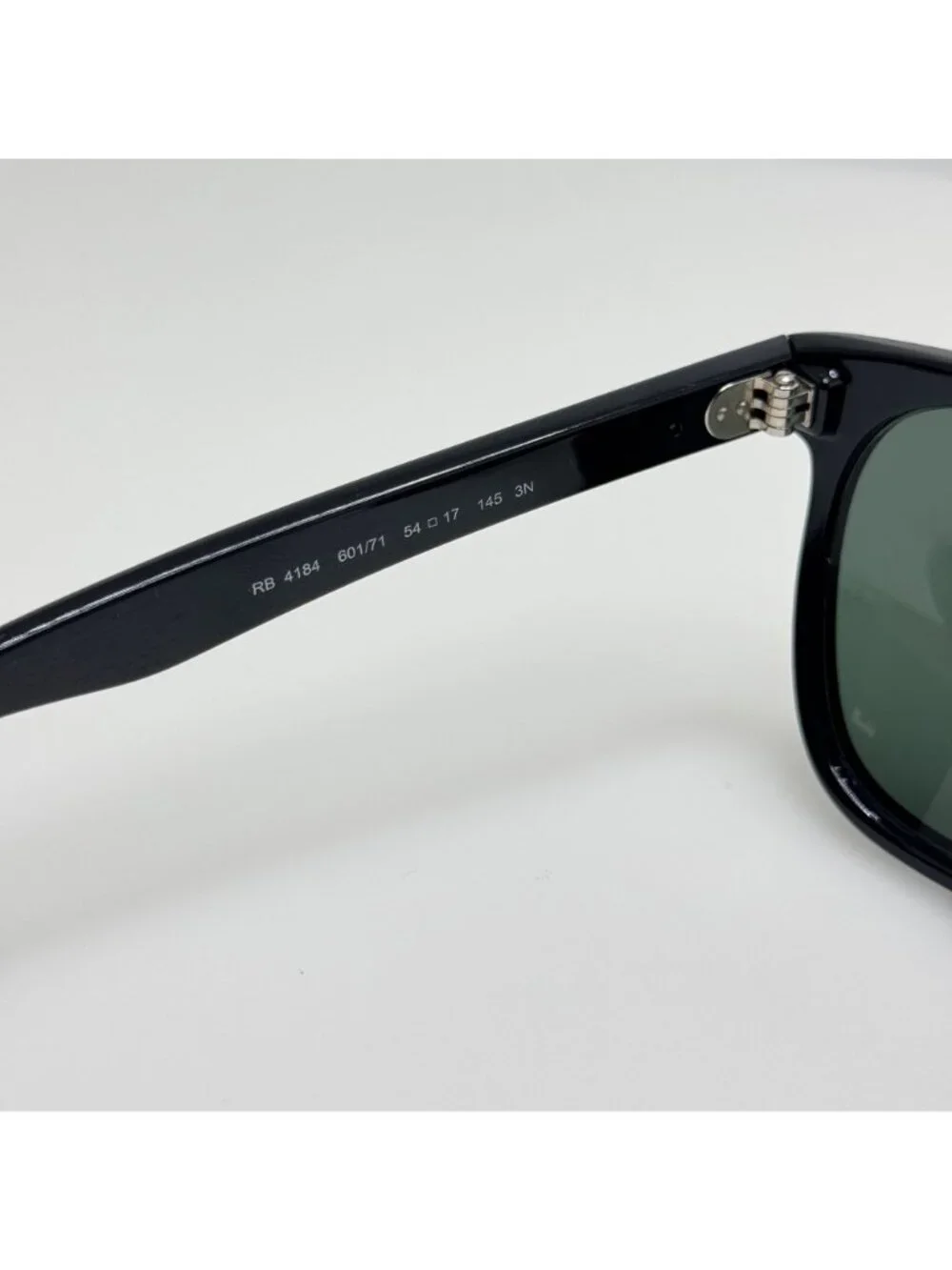 Ray Ban Sunglasses RB 4184 601/71 Black Brazil 54-17-145 B